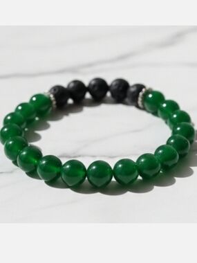 Green Jade and lava rock essential oil diffuser aromatherapy bracelet NWT